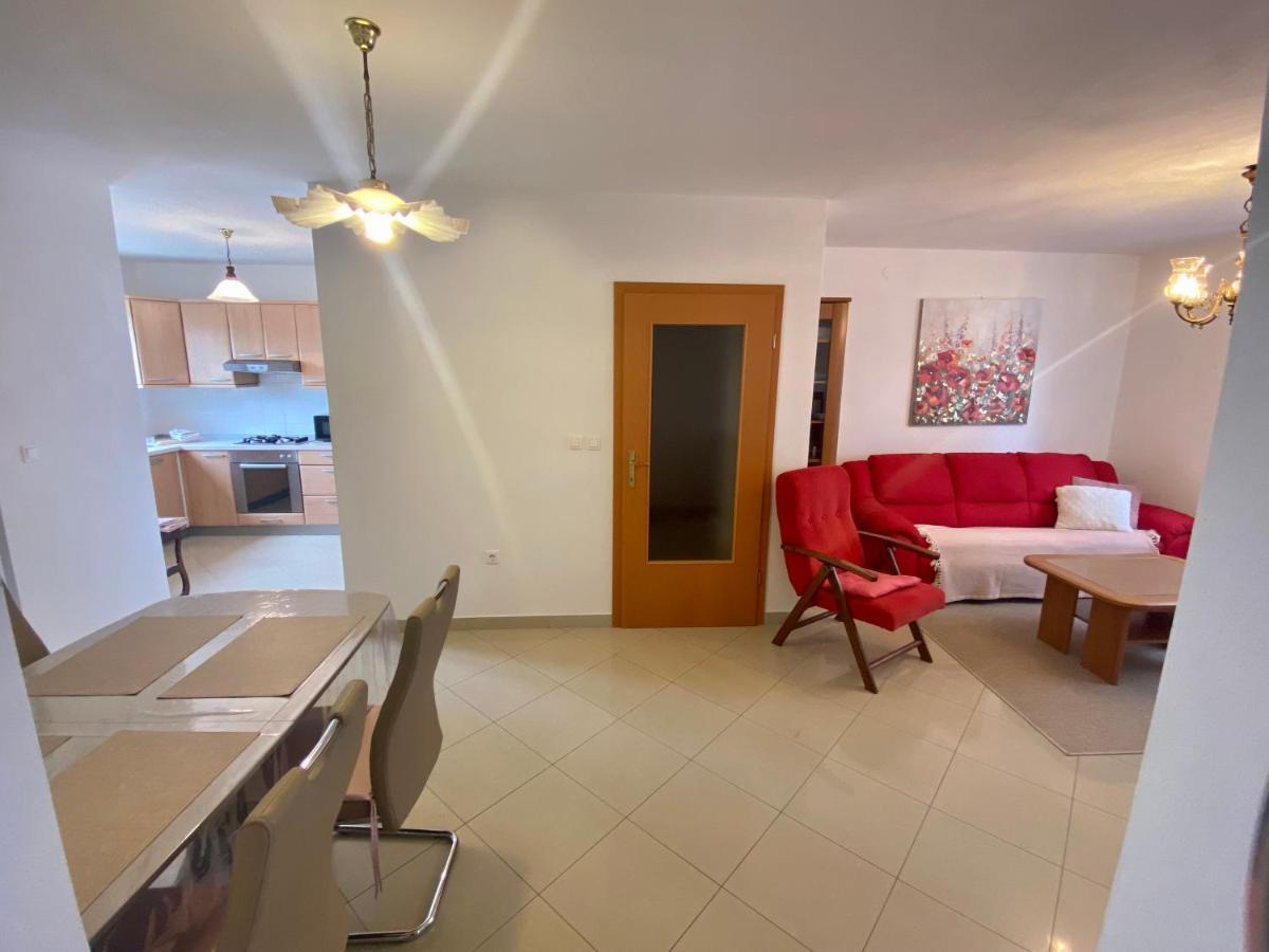 Apartment Noel Fažana Eksteriør bilde